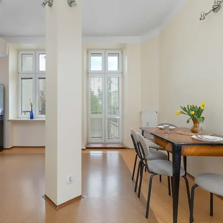 Lejlighed Przytulny Z Dwiema Sypialniami Blisko Centrum By Renters Kołobrzeg